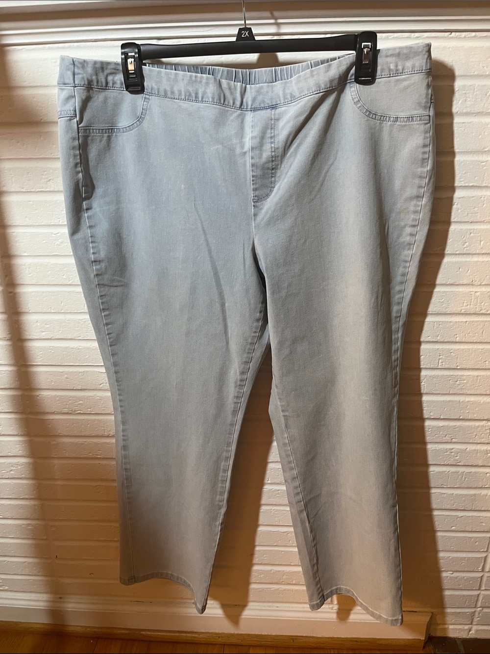 Faded Light Blue Stretch Pull-On Jeans by Issac Mizrahi Size 22WP